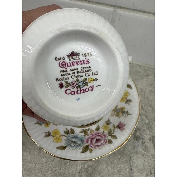 Rosina Queen's Cathay Teacup and Saucer Bone China England Excellent Condition - Picture 2 of 11